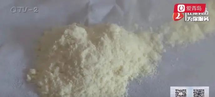 DƬ